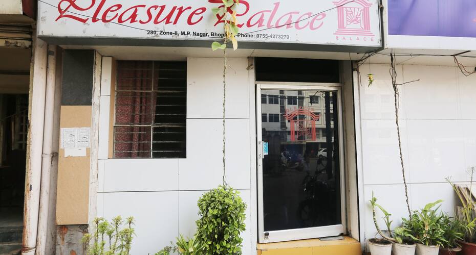 Pleasure Palace, Bhopal 5